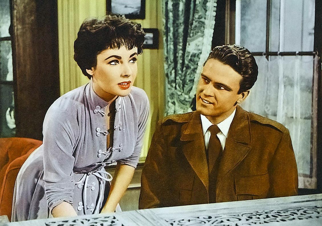 Элизабет Тейлор в фильме Рапсодия Элизабет Тейлор в фильме Рапсодия