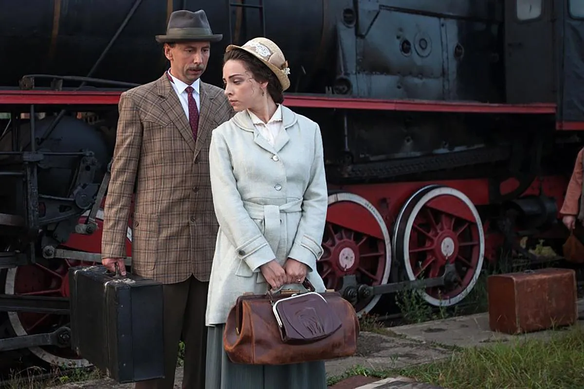 Елизавета Нилова в сериале Господа-товарищи Елизавета Нилова в сериале Господа-товарищи