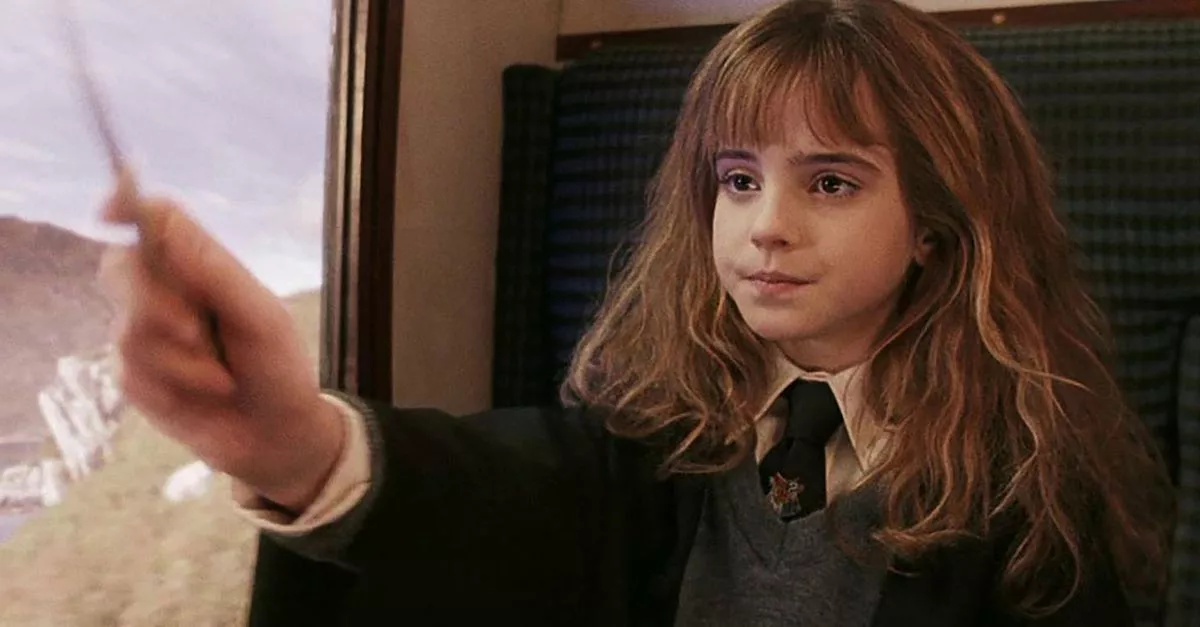 Эмма Уотсон в фильме Гарри Поттер и философский камень Эмма Уотсон в фильме Гарри Поттер и философский камень