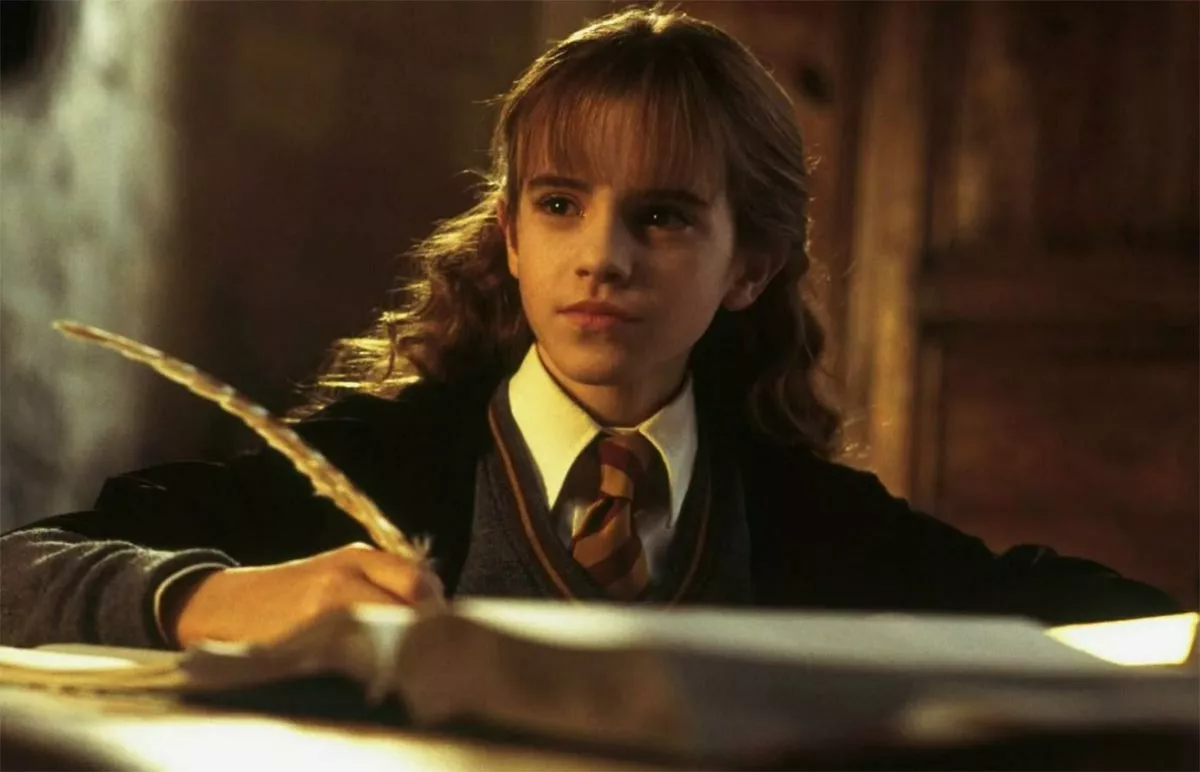 Эмма Уотсон в фильме Гарри Поттер и тайная комната Эмма Уотсон в фильме Гарри Поттер и тайная комната
