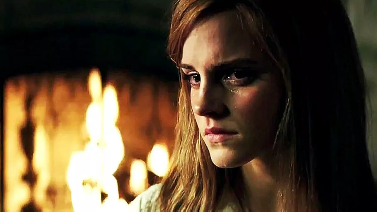 Эмма Уотсон в фильме Затмение Эмма Уотсон в фильме Затмение