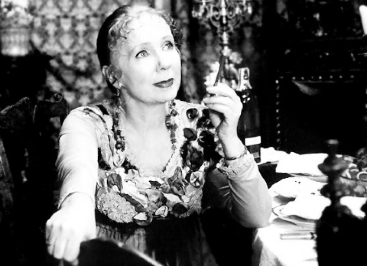 Эра Зиганшина в фильме Цветы календулы Эра Зиганшина в фильме Цветы календулы