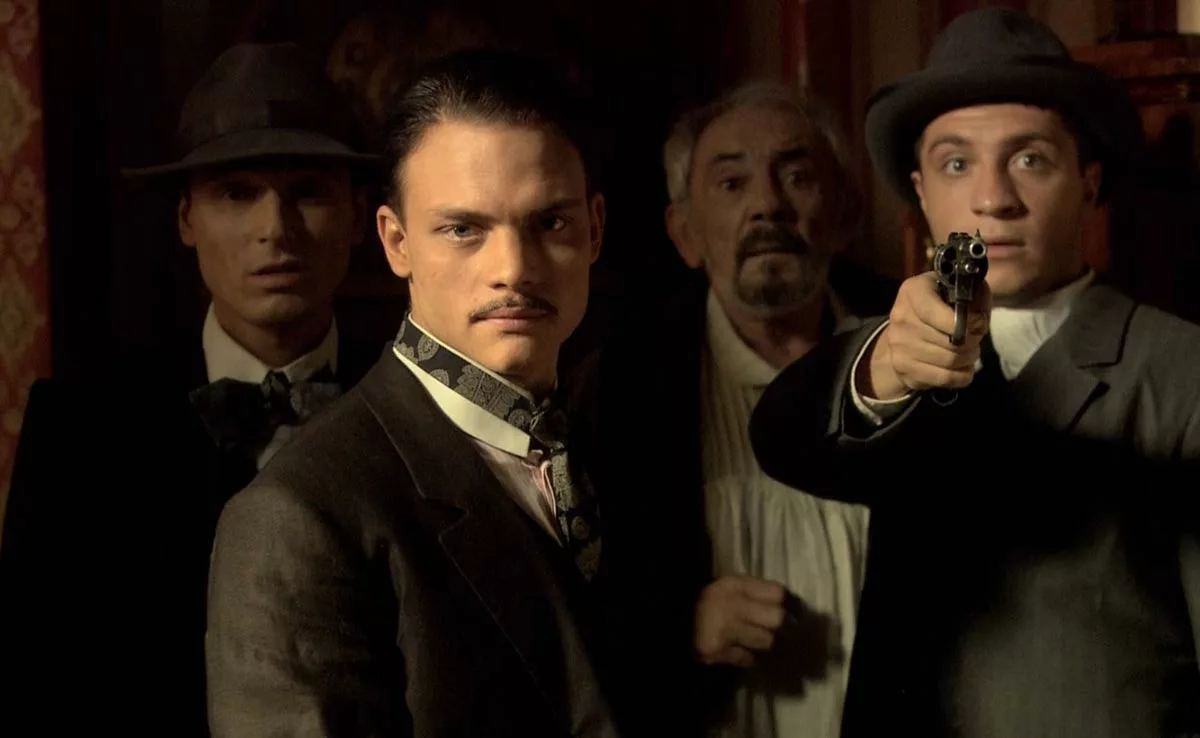 Евгений Ткачук в сериале Жизнь и приключения Мишки Япончика Евгений Ткачук в сериале Жизнь и приключения Мишки Япончика 3