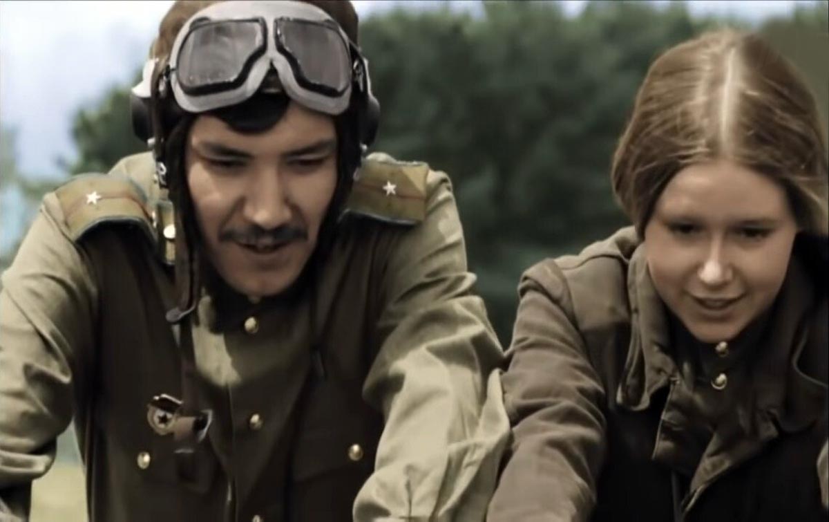 Евгения Симонова в фильме В бой идут одни «старики» 2