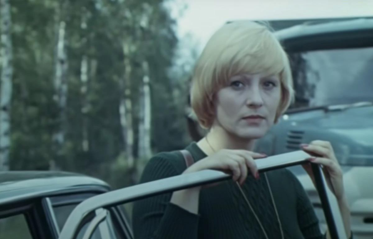 Евгения Уралова в фильме Семья Зацепиных Евгения Уралова в фильме Семья Зацепиных