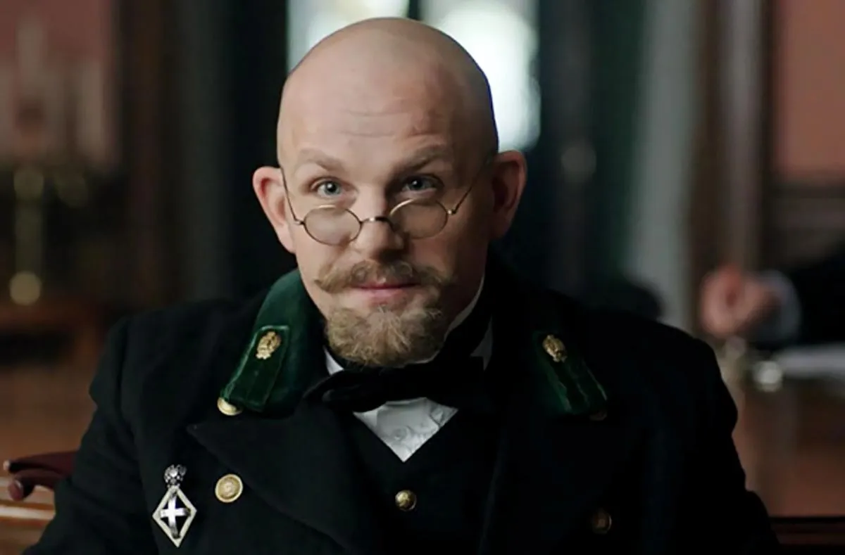 Фёдор Лавров в сериале Победители