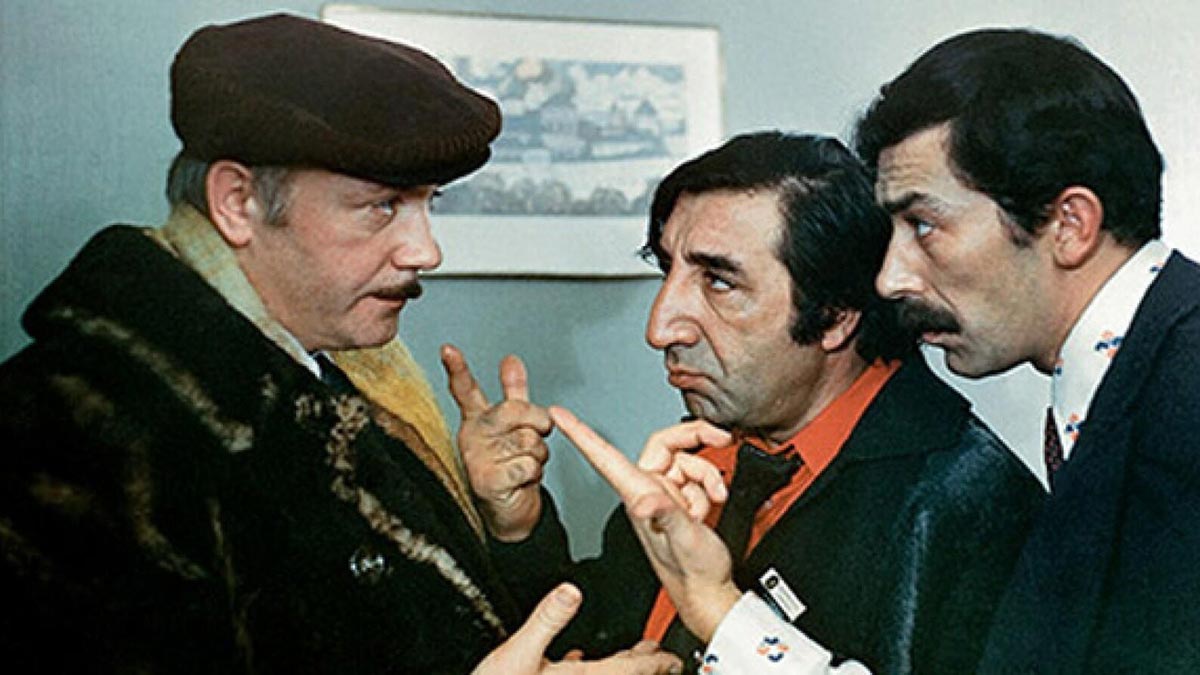 Фрунзик Мкртчян в фильме Мимино 3