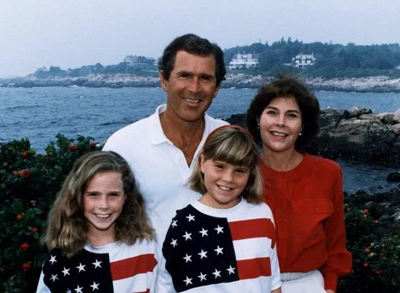 Джордж Буш-младший и Лора Буш 3