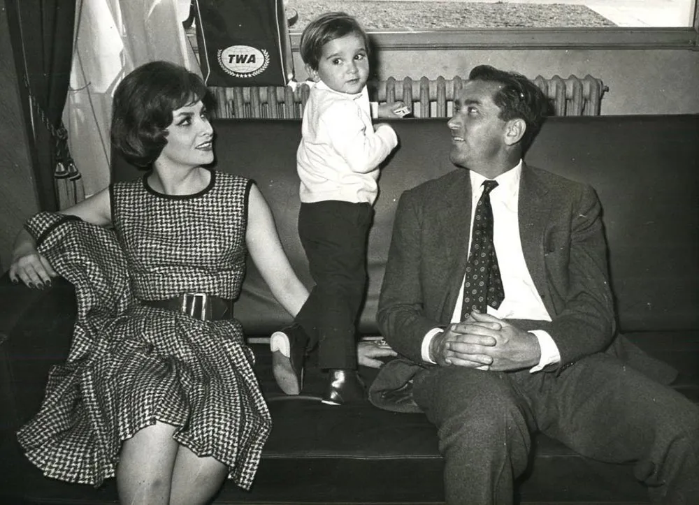 Джина Лоллобриджида и Милко Скофич 5