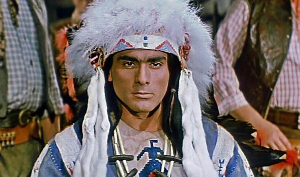 Гойко Митич в фильме Сыновья Большой Медведицы