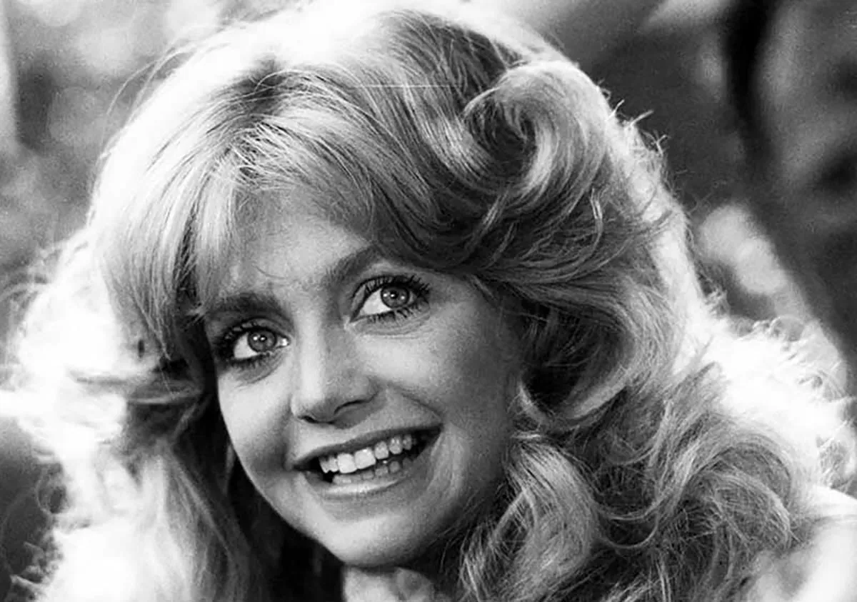 Голди Хоун в фильме Как в старое доброе время