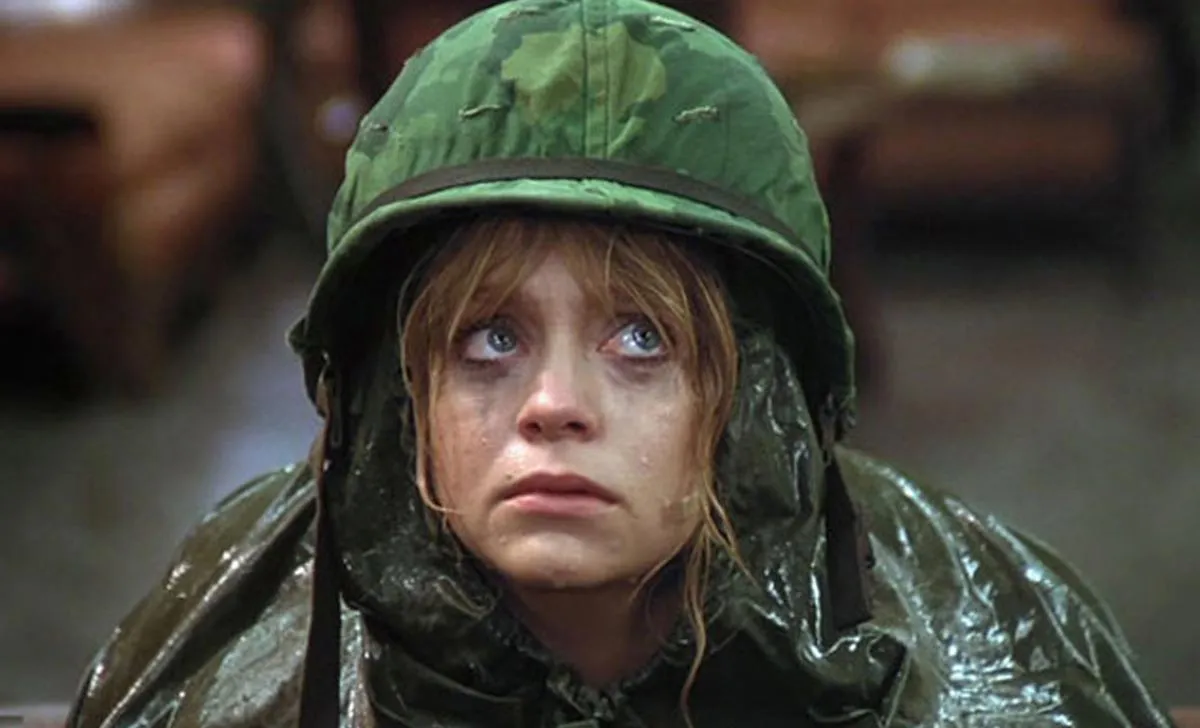 Голди Хоун в фильме Рядовой Бенджамин