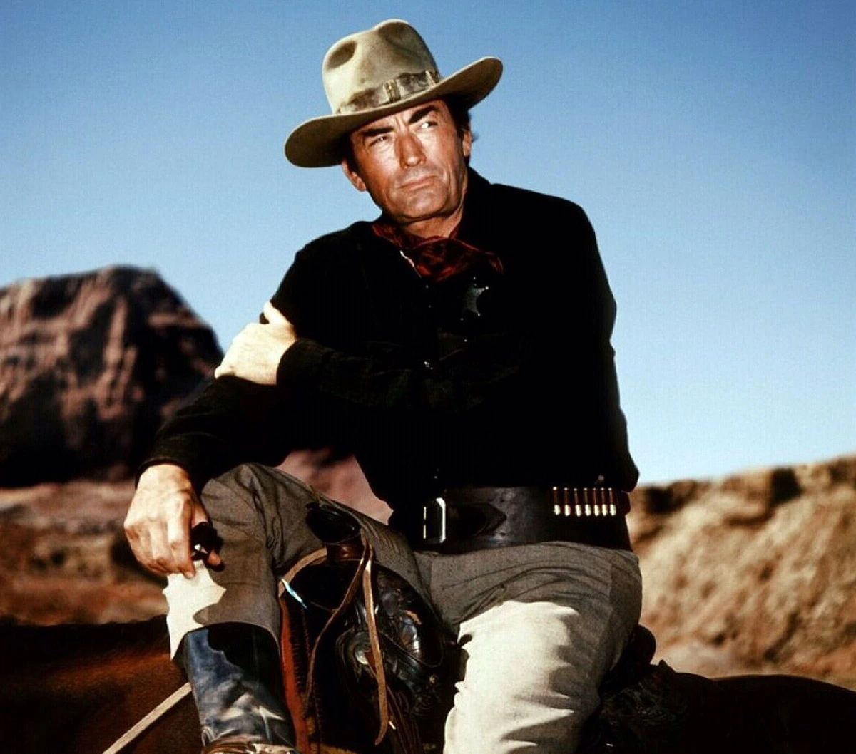 Грегори Пек в фильме Золото Маккенны Грегори Пек в фильме Золото Маккенны