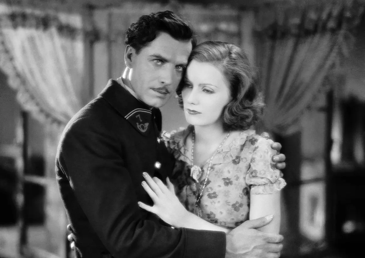 Грета Гарбо в фильме Божественная женщина