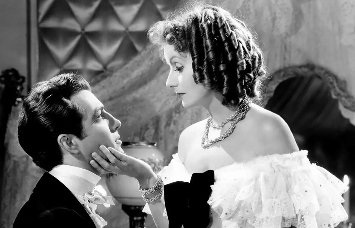 Грета Гарбо в фильме Дама с камелиями