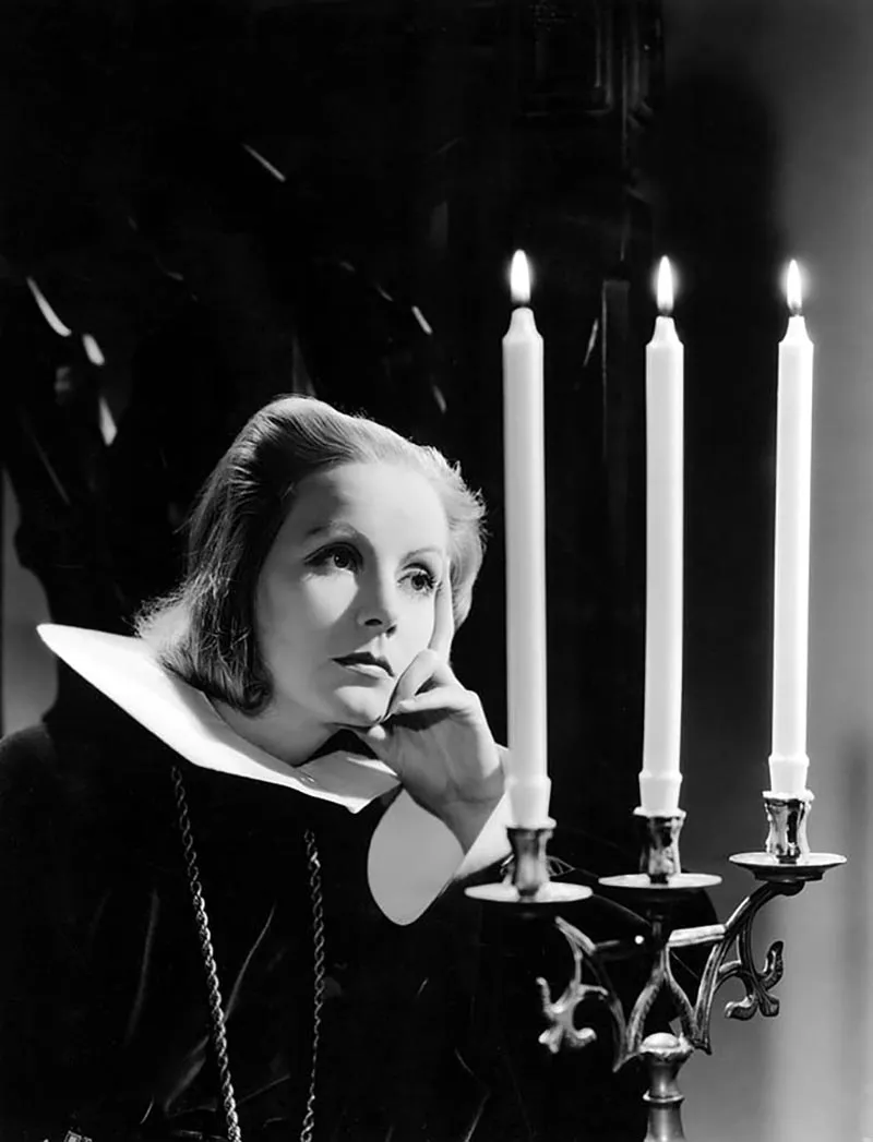 Грета Гарбо в фильме Королева Кристина