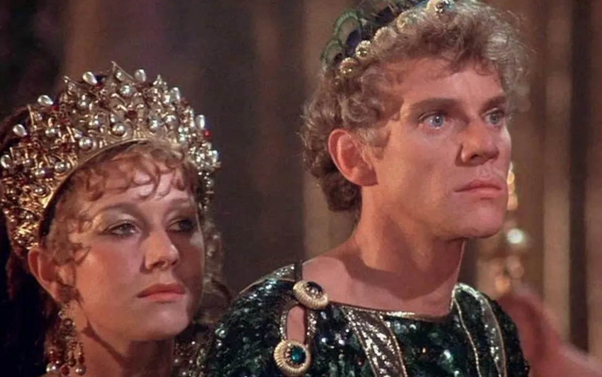 Хелен Миррен в фильме Калигула