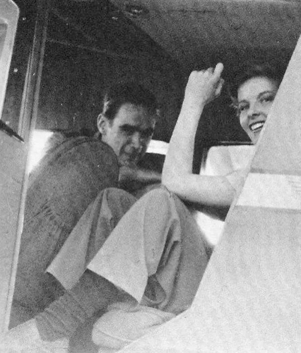 Говард Хьюз и Кэтрин Хепбёрн 3