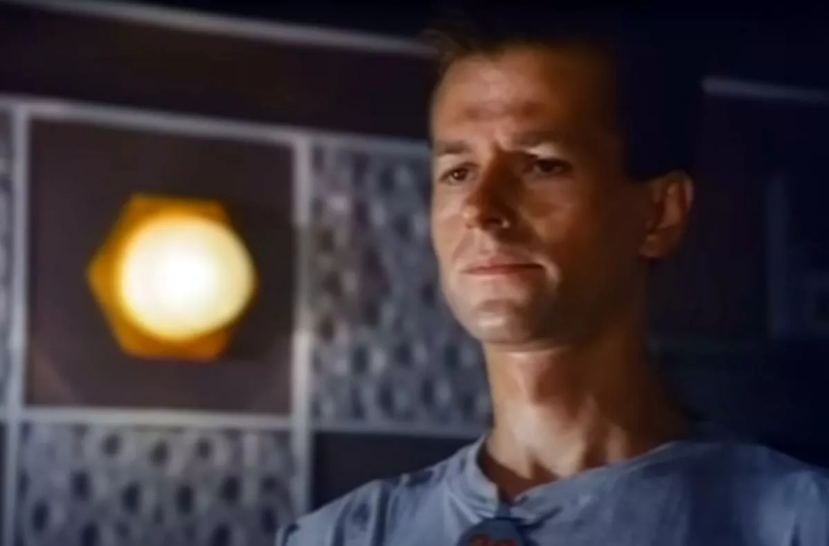 Игорь Ливанов в фильме «Тридцатого» - уничтожить!