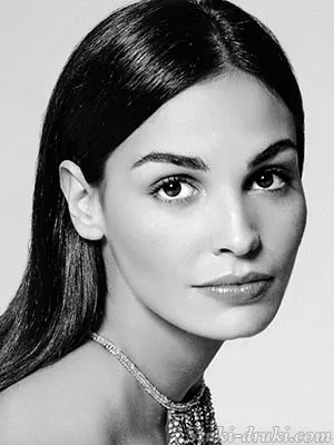 Инес Састре