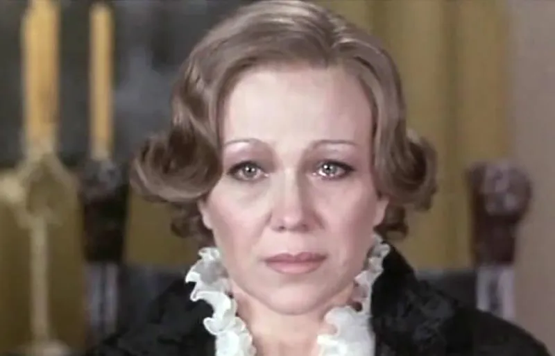 Инга Будкевич в фильме Время и семья Конвей Инга Будкевич в фильме Время и семья Конвей