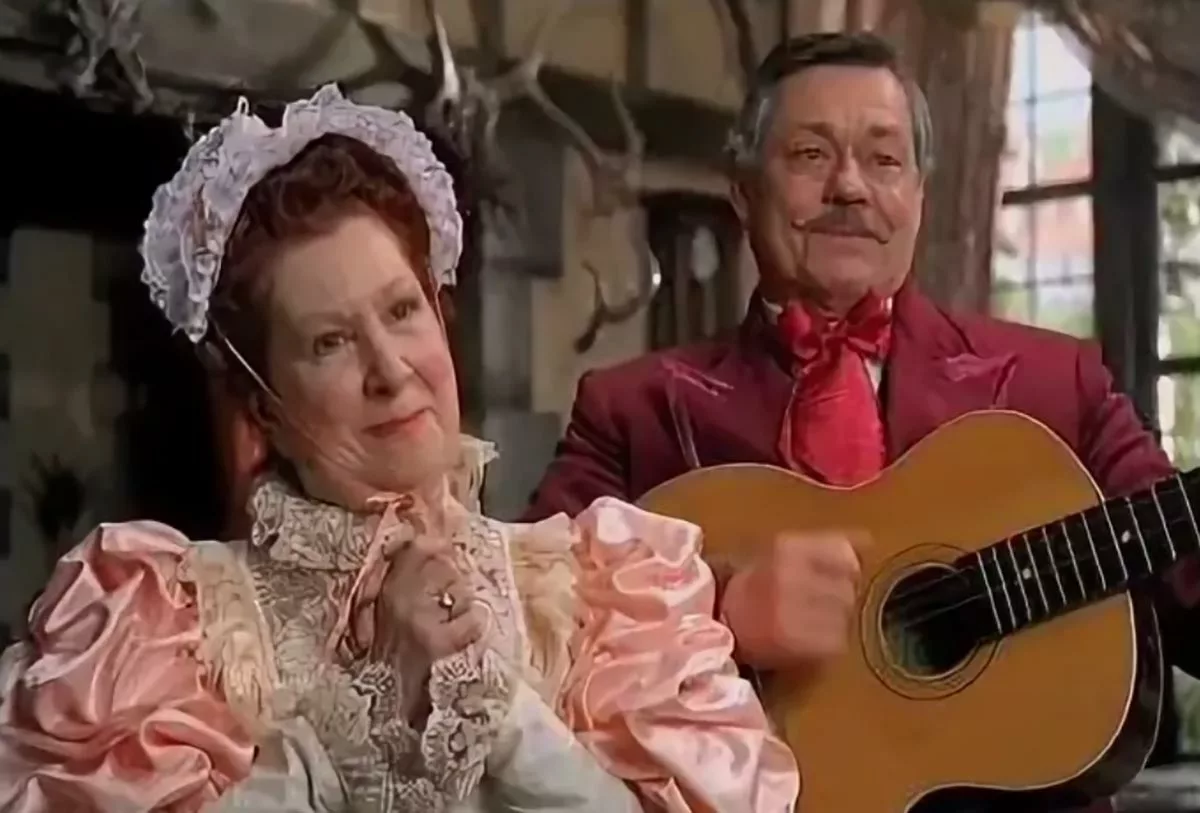 Инна Ульянова в фильме Тартарен из Тараскона