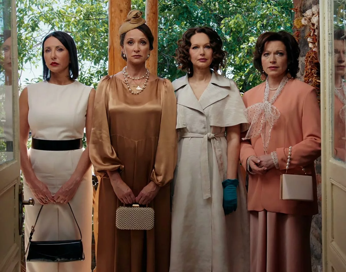 Ирина Безрукова в сериале Симон