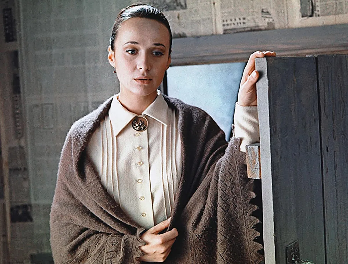 Ирина Печерникова в фильме Города и годы Ирина Печерникова в фильме Города и годы