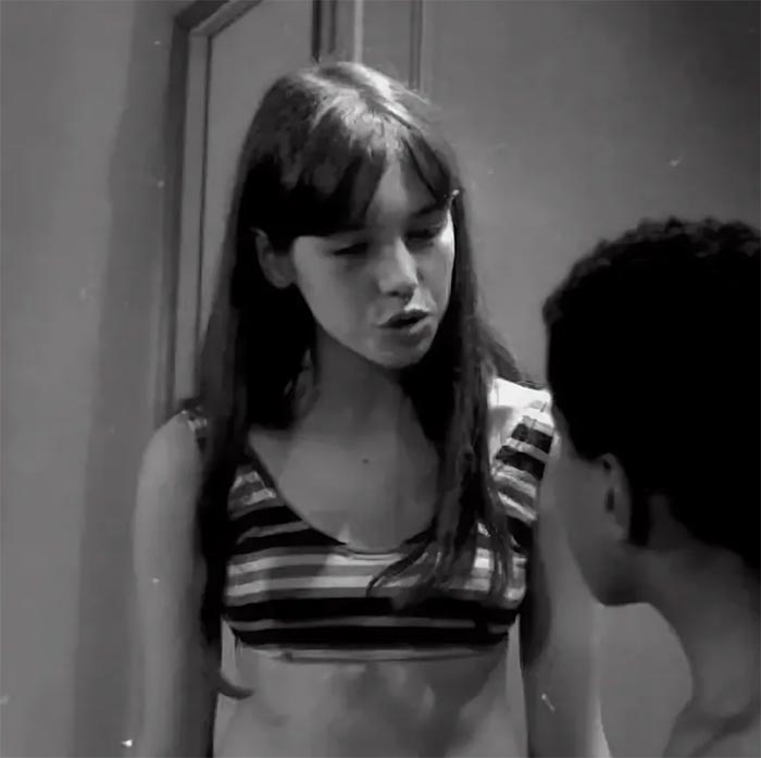 Изабель Аджани в фильме Маленький угольщик Изабель Аджани в фильме Маленький угольщик