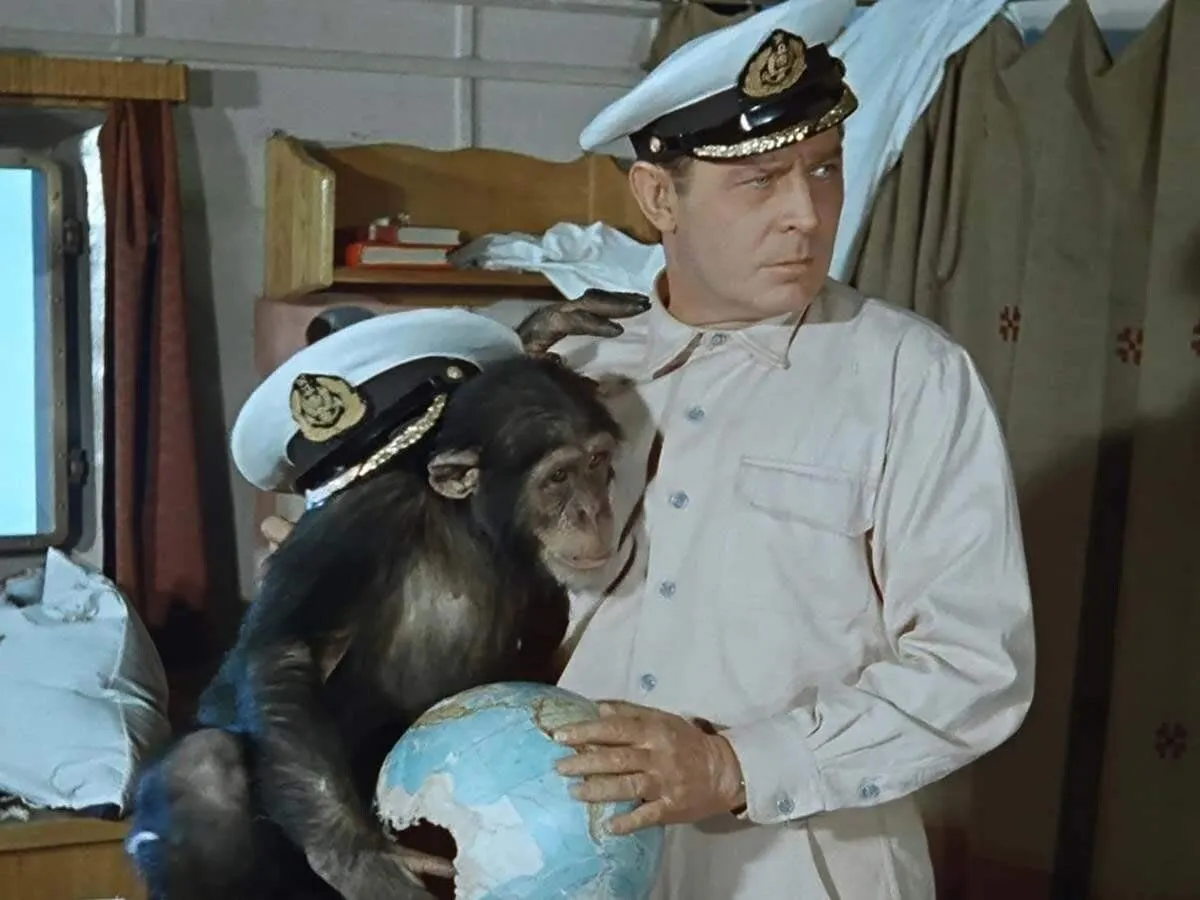 Иван Дмитриев в фильме Полосатый рейс