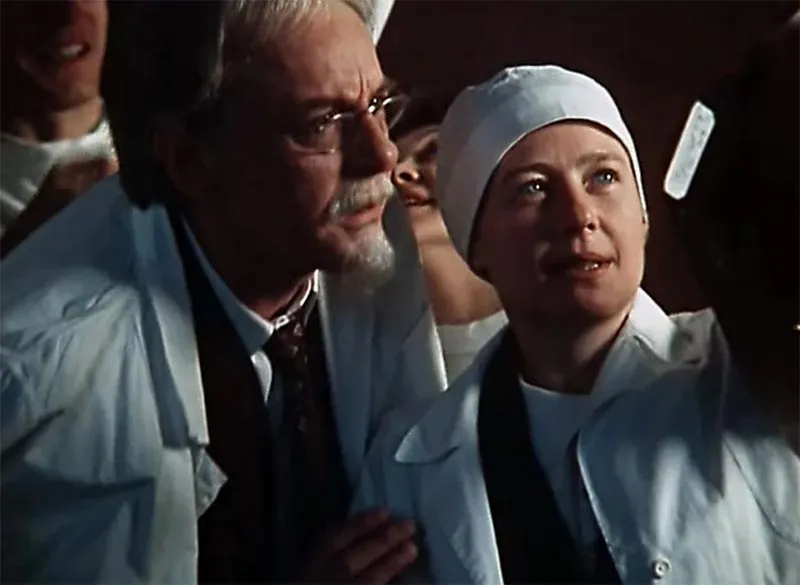 Ия Саввина в фильме Открытая книга