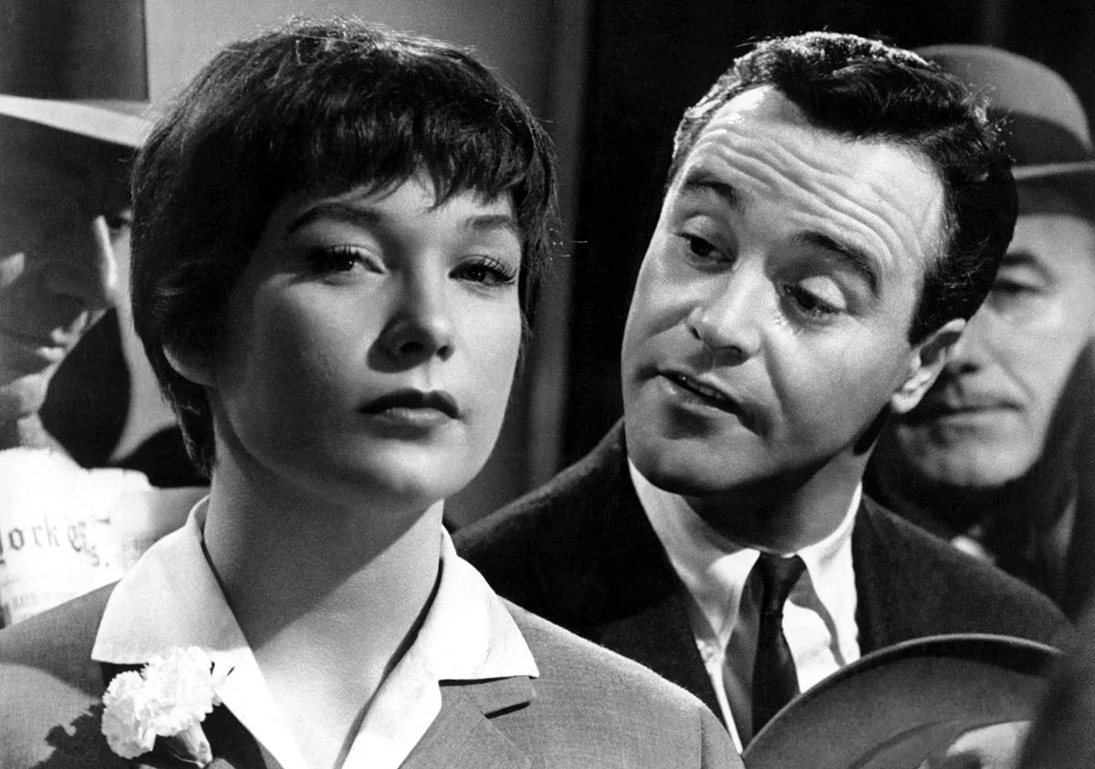 Джек Леммон в фильме Квартира