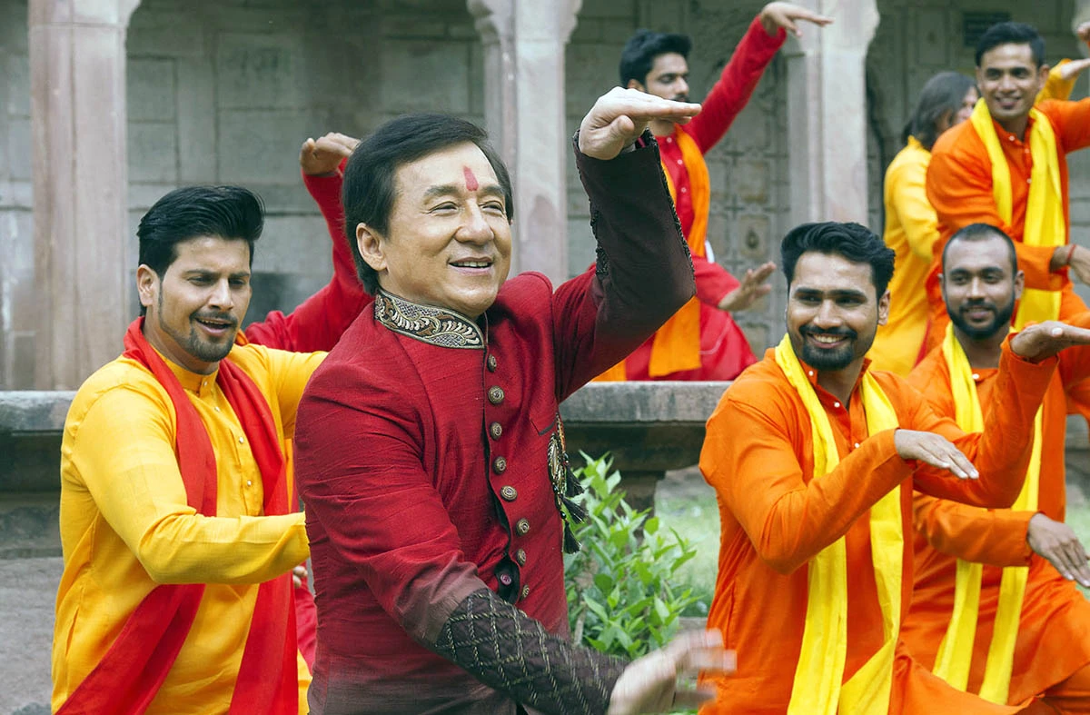 Джеки Чан в фильме Доспехи бога: В поисках сокровищ Джеки Чан в фильме Доспехи бога: В поисках сокровищ