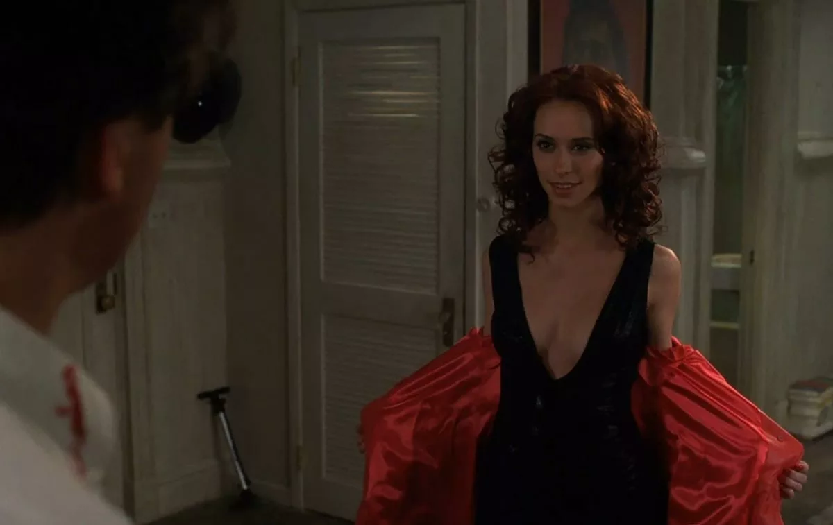 Дженнифер Лав Хьюитт в фильме Дьявол и Дэниэл Уэбстер