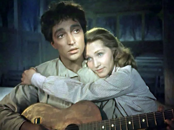 Кадр из фильма Трудное счастье