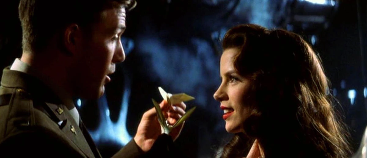 Кейт Бекинсейл в фильме Перл Харбор Кейт Бекинсейл в фильме Перл Харбор 4