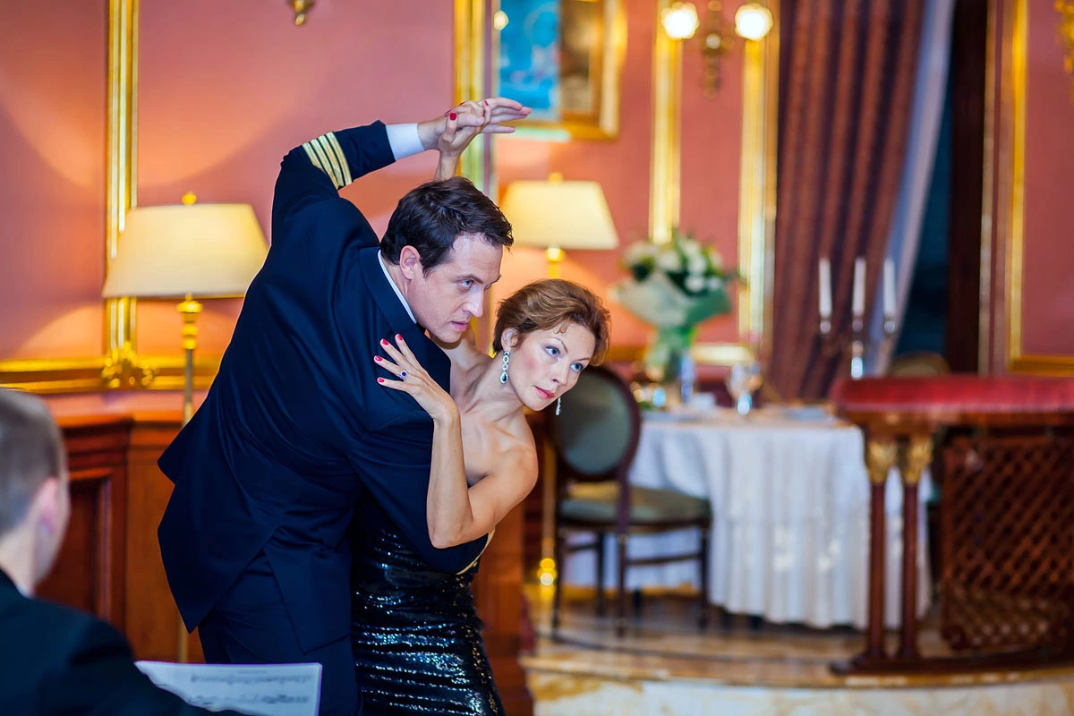 Кирилл Сафонов в сериале Новая жена Кирилл Сафонов в сериале Новая жена