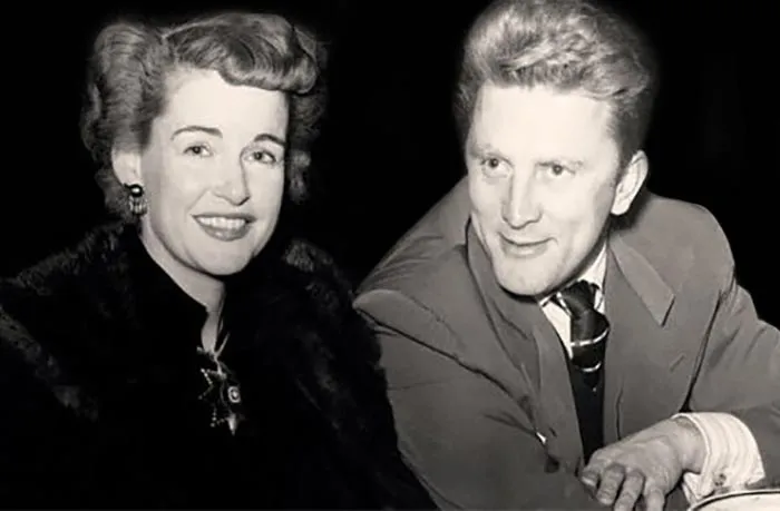 Кирк Дуглас и Дайана Дилл Кирк Дуглас и Дайана Дилл