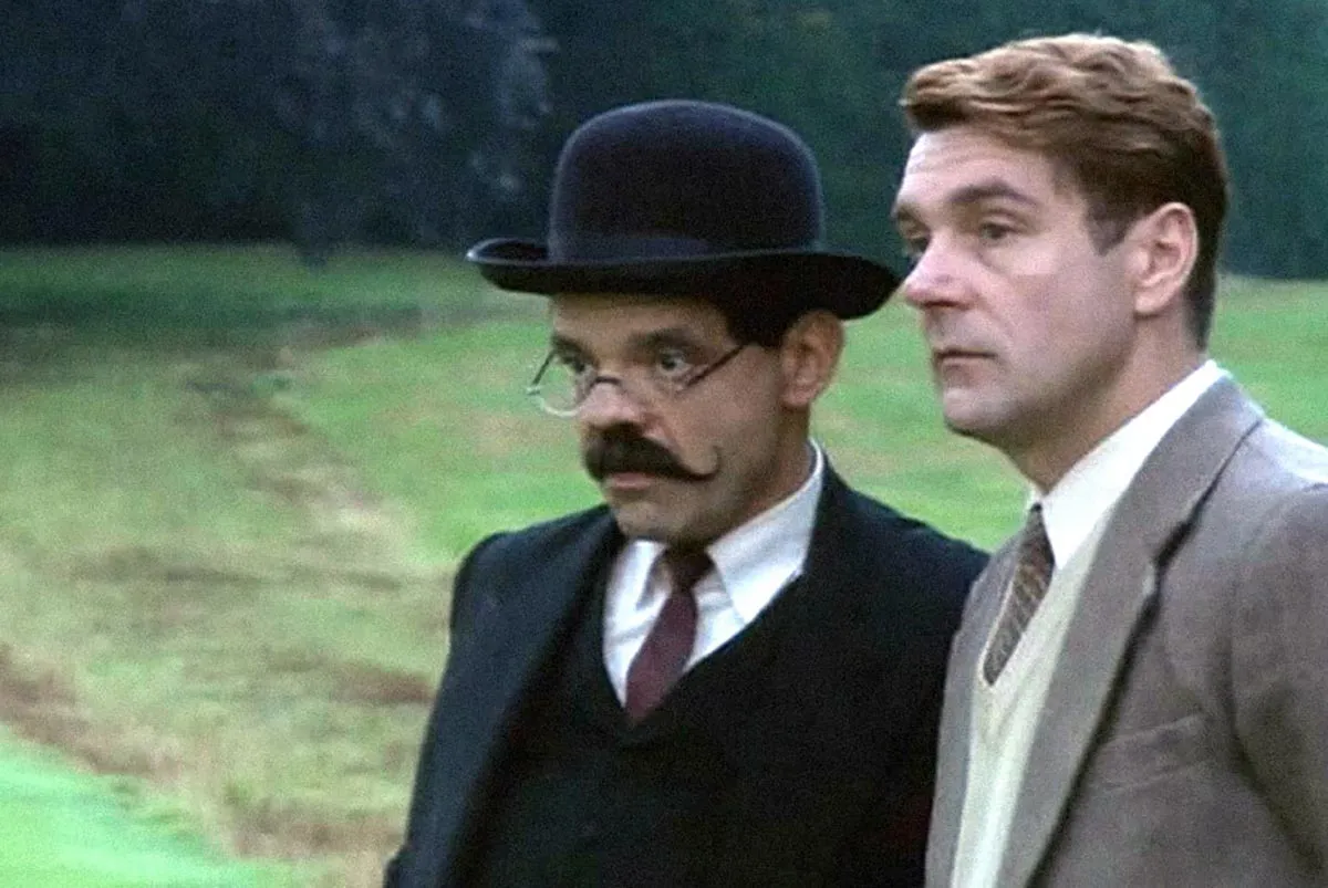 Константин Райкин в сериале Неудача Пуаро Константин Райкин в сериале Неудача Пуаро