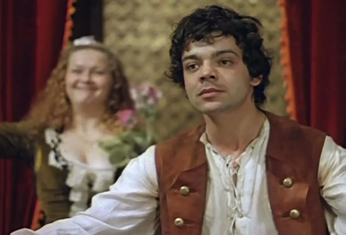 Константин Райкин в фильме Труффальдино из Бергамо Константин Райкин в фильме Труффальдино из Бергамо