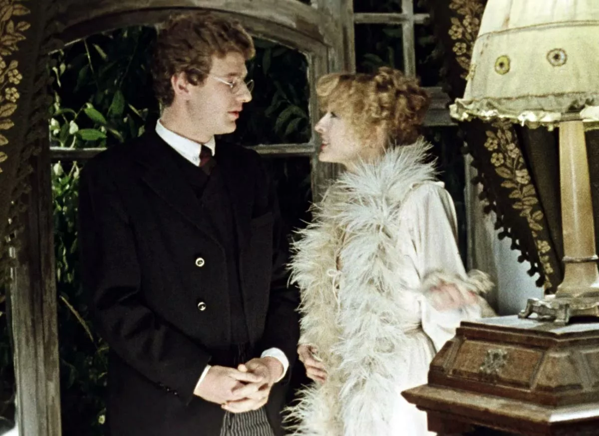 Игорь Костолевский в фильме Безымянная звезда