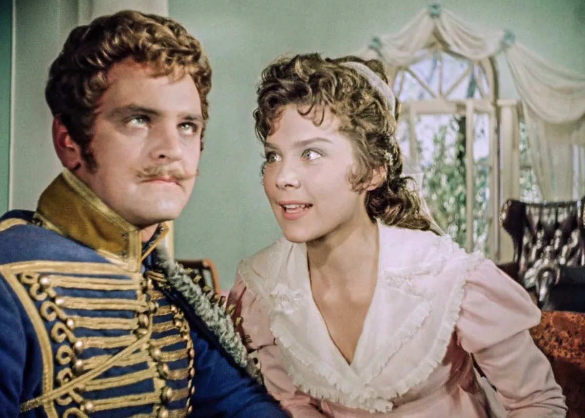 Лариса Голубкина в фильме Гусарская баллада Лариса Голубкина в фильме Гусарская баллада 2