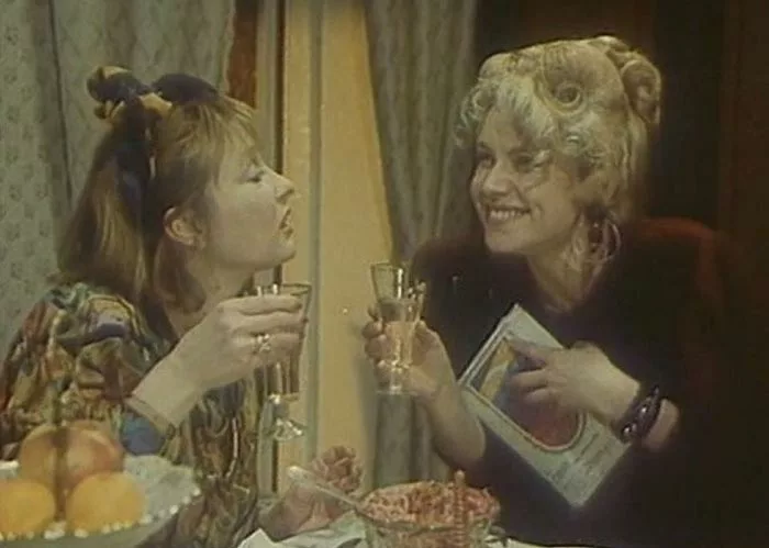 Лариса Шахворостова в фильме Ребёнок к ноябрю Лариса Шахворостова в фильме Ребёнок к ноябрю 2