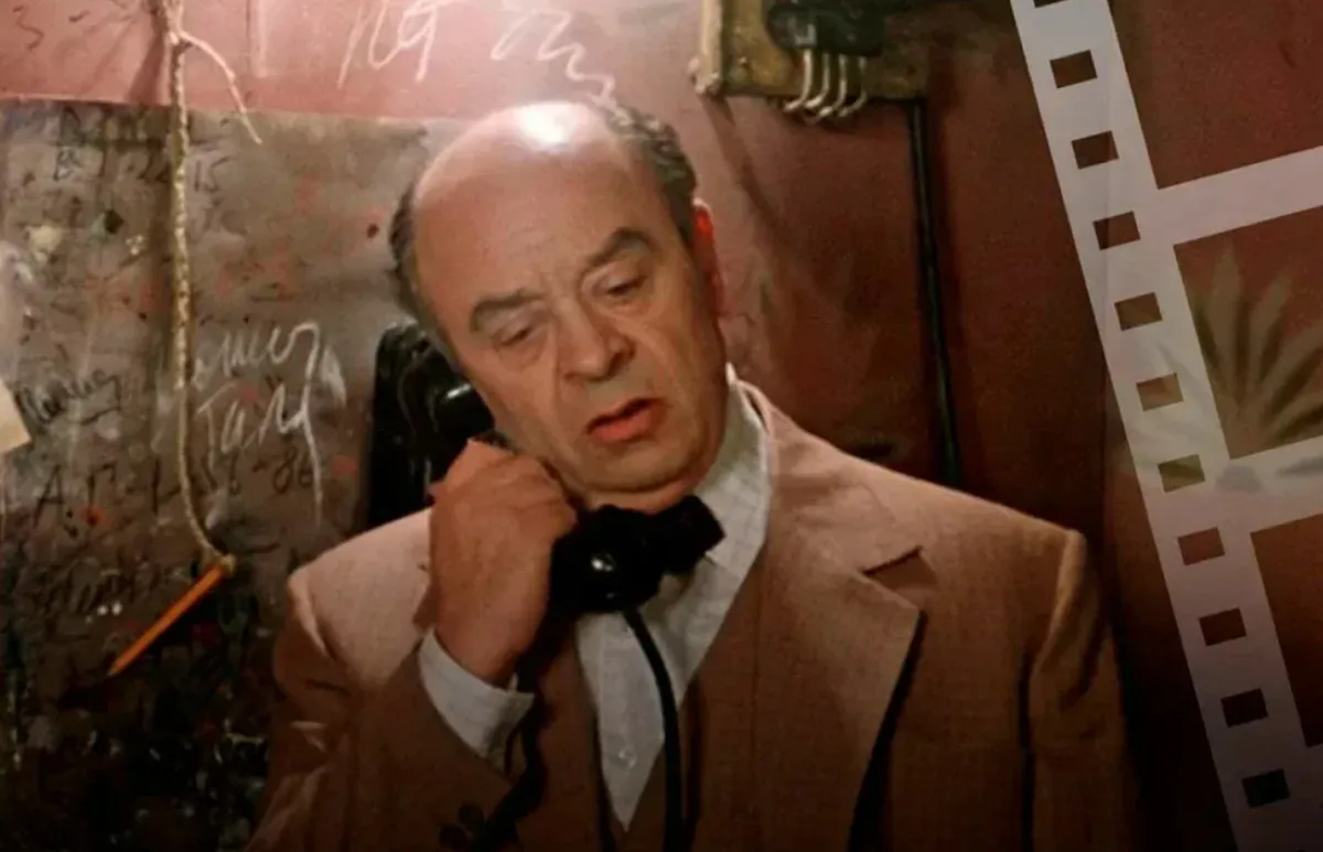 Леонид Броневой в фильме Покровские ворота Леонид Броневой в фильме Покровские ворота 2