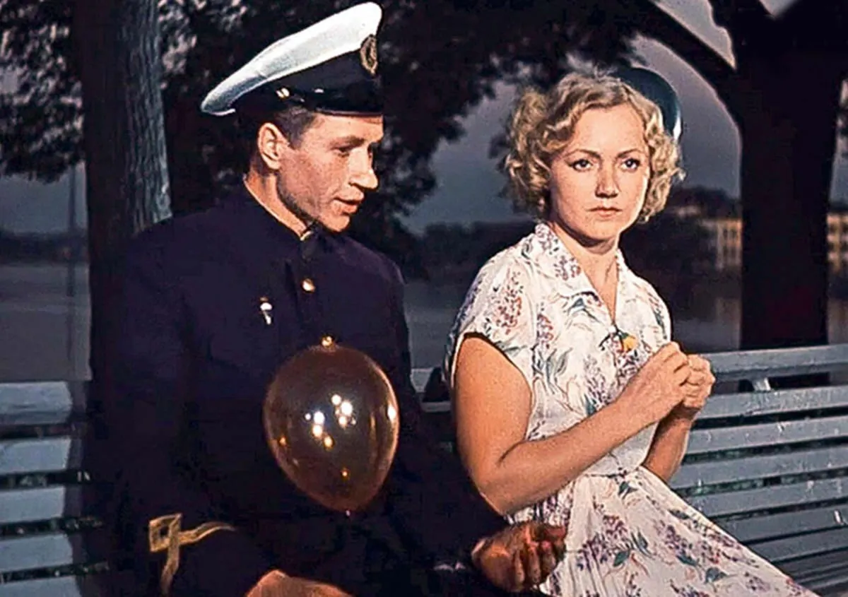 Леонид Быков в фильме Укротительница тигров