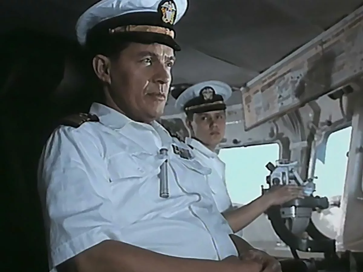 Лев Прыгунов в фильме Чёрный океан