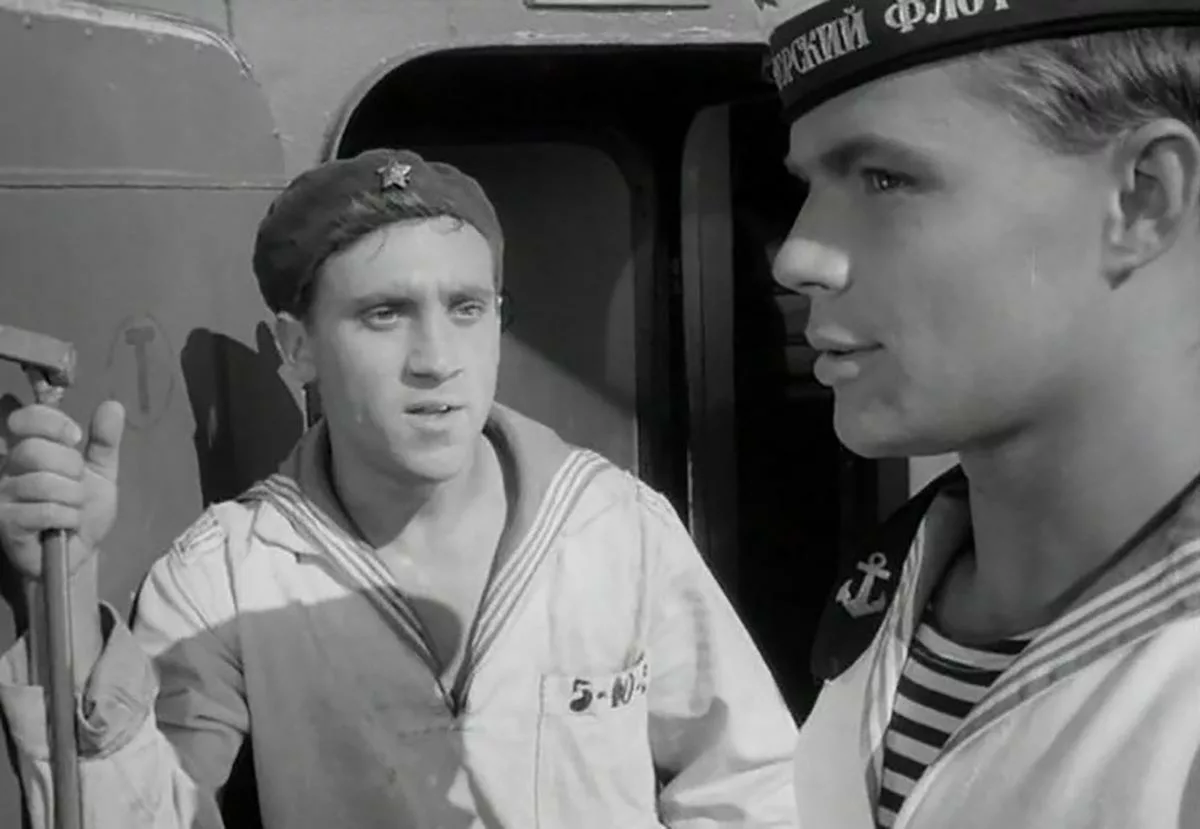 Лев Прыгунов в фильме Увольнение на берег 3