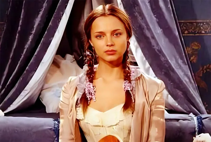 Людмила Курепова в сериале Бедная Настя