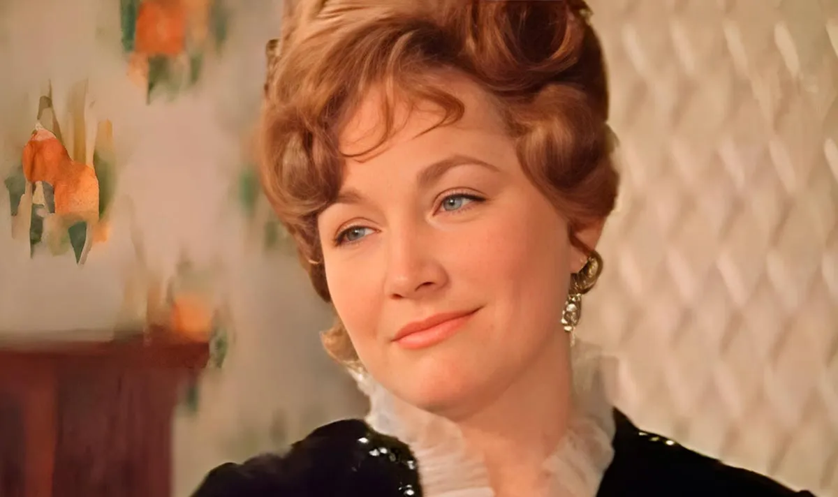 Людмила Хитяева в фильме Приваловские миллионы Людмила Хитяева в фильме Приваловские миллионы