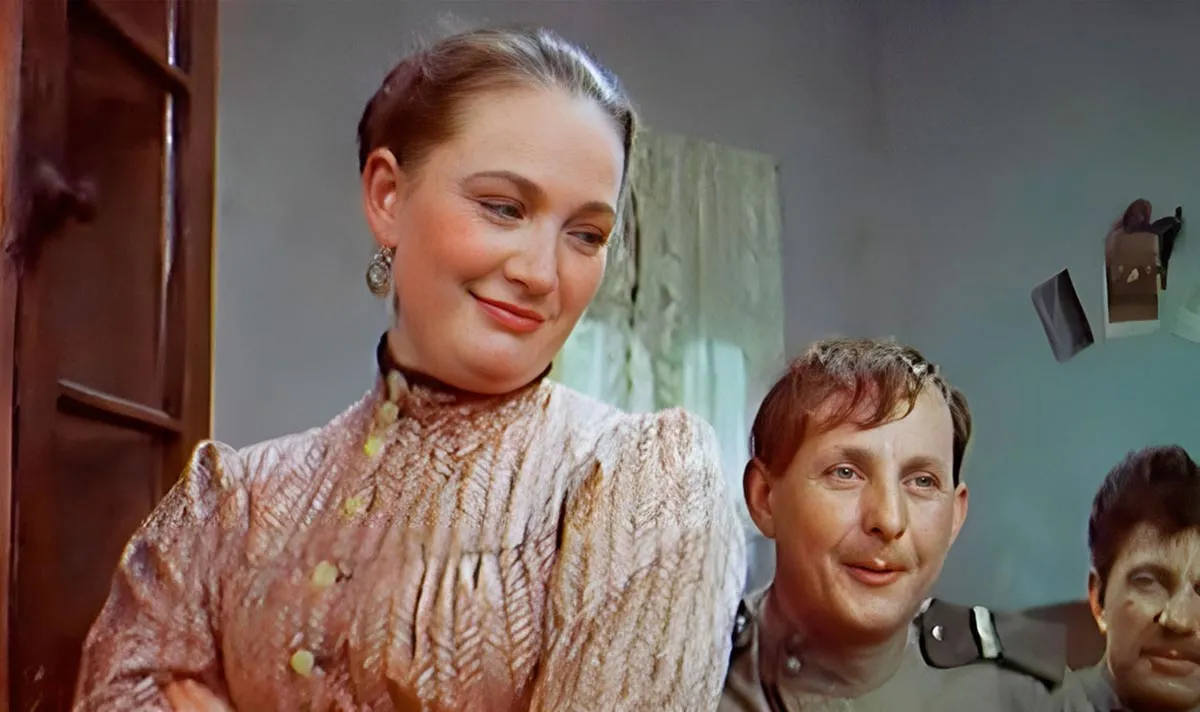 Людмила Хитяева в фильме Тихий Дон Людмила Хитяева в фильме Тихий Дон